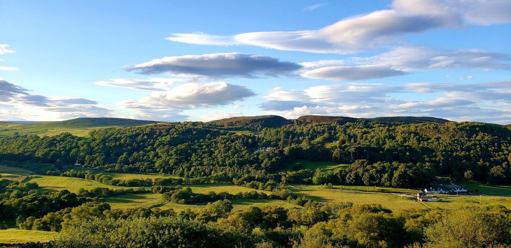 Highland Glen Lodges Rogart Екстер'єр фото