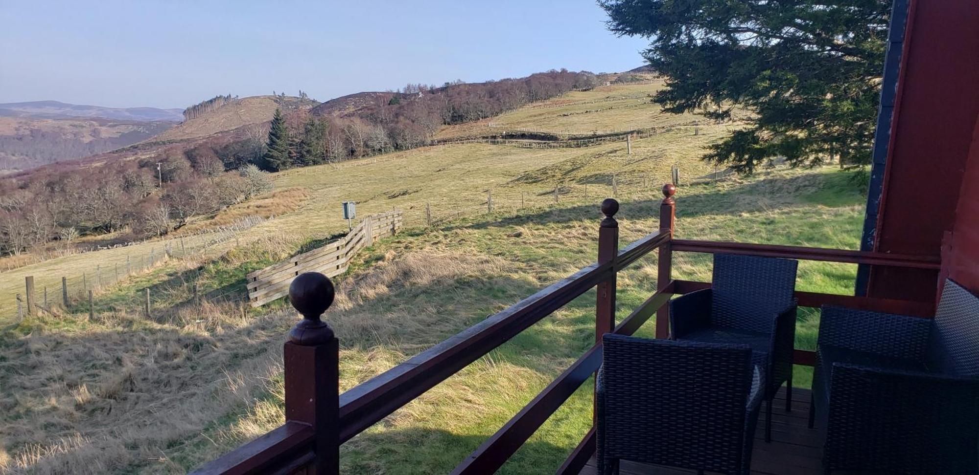 Highland Glen Lodges Rogart Екстер'єр фото